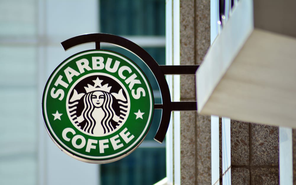 Starbucks quyết định &quot;đoạn tuyệt&quot; với quảng cáo trên mạng xã hội