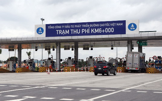 Đề xuất kéo dài thời hạn giảm phí cho xe kinh doanh vận tải