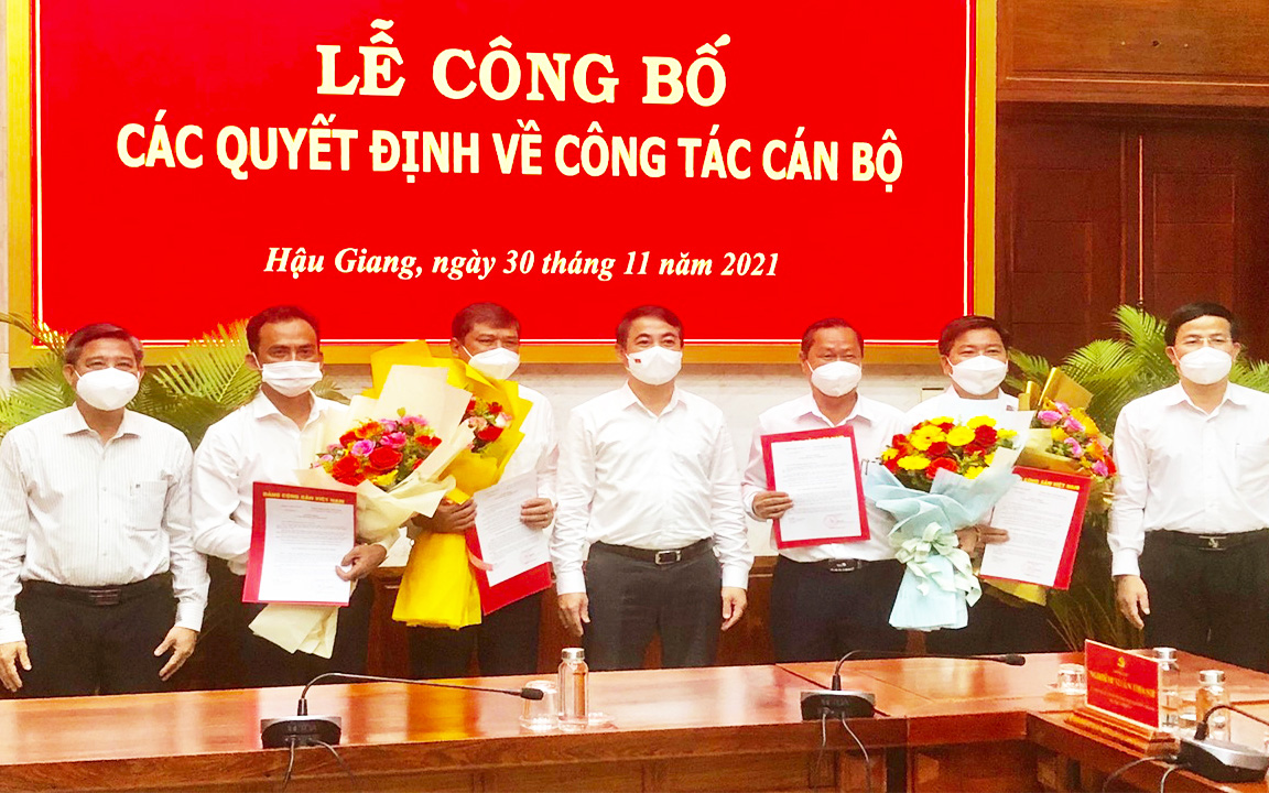Hậu Giang điều động, bổ nhiệm hàng loạt cán bộ chủ chốt