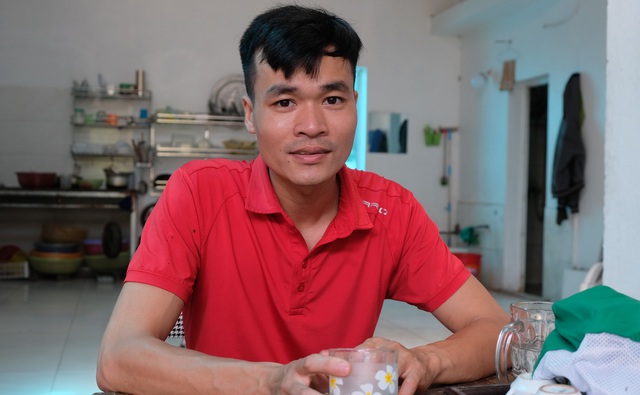 8X gác 2 bằng đại học về quê làm bánh đa nem, thu tiền tỷ mỗi năm