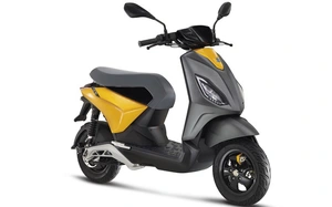 Piaggio One - xe máy điện nội thị cực kỳ linh hoạt