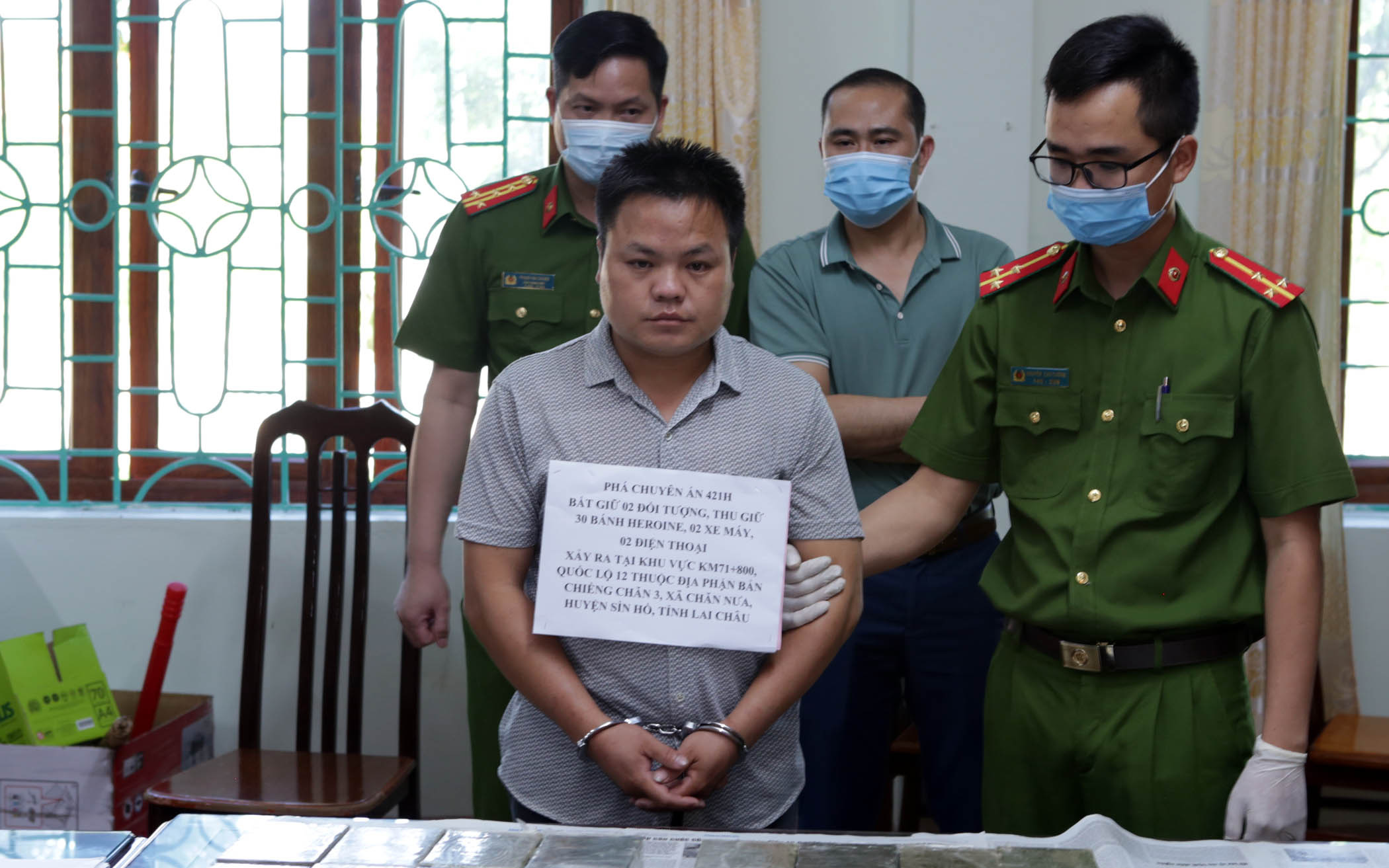 Công an Lai Châu phá chuyên án thu 30 bánh Heroin