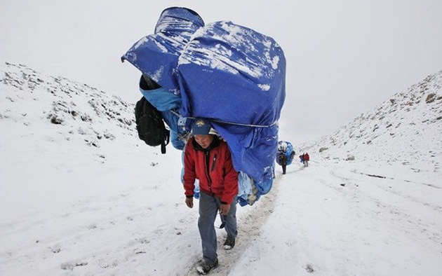 Người Sherpa trên “Nóc nhà Thế giới” với tục lệ đa phu và trước thách thức Covid-19