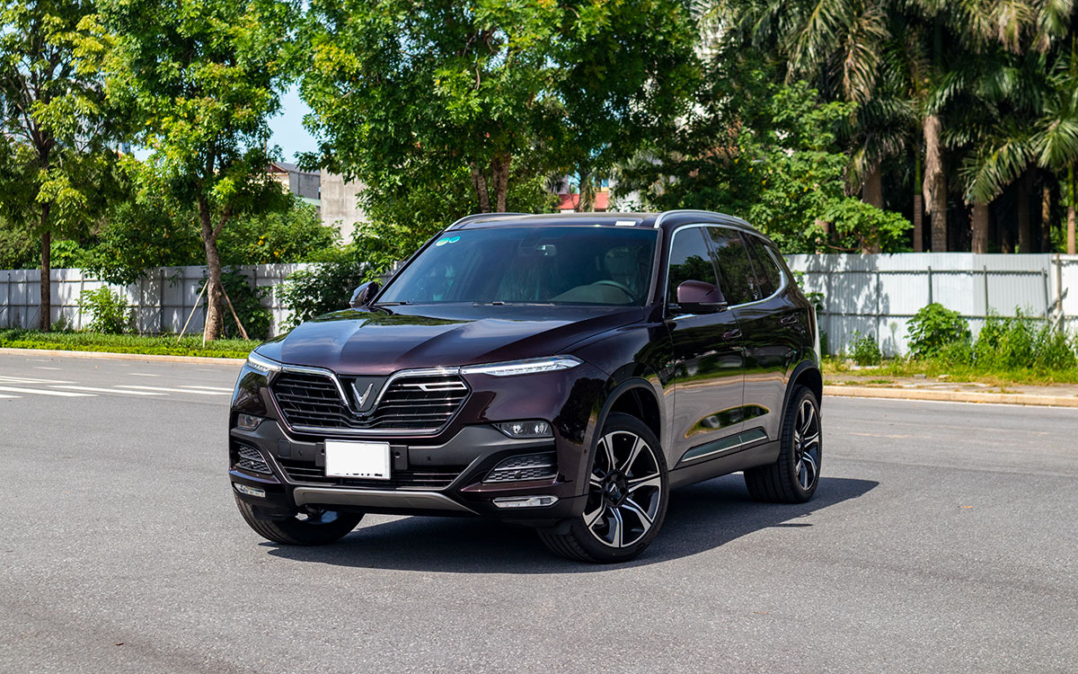 VinFast Lux SA2.0 2021: Xứng danh BMW Việt, &quot;món hời&quot; với người dùng