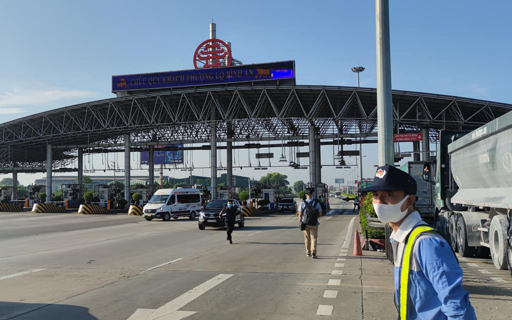 Từ ngày hôm nay (20/7), miễn phí phương tiện qua trạm thu phí BOT  