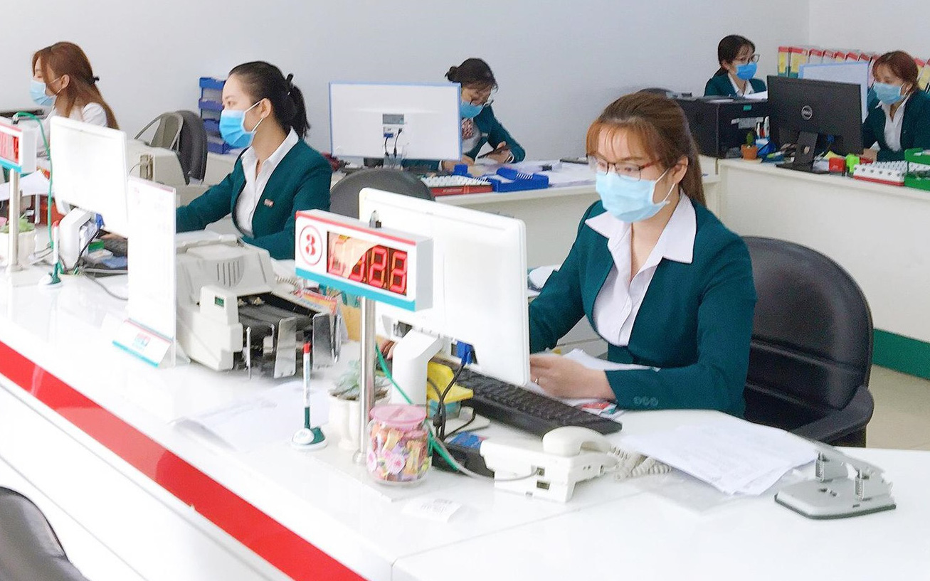 Lo dịch Covid-19 diễn biến khó lường, ngành ngân hàng giảm kỳ vọng tăng trưởng tín dụng