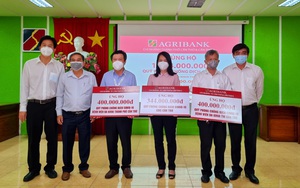 Agribank Chi nhánh Cần Thơ và Cần Thơ II ủng hộ 1,5 tỷ đồng Quỹ phòng, chống dịch Covid-19