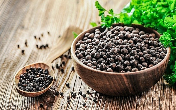 Giá nông sản hôm nay 8/8: Giá tiêu có phiên thứ 4 tăng liên tiếp, heo hơi tuần tới vẫn đi xuống?
