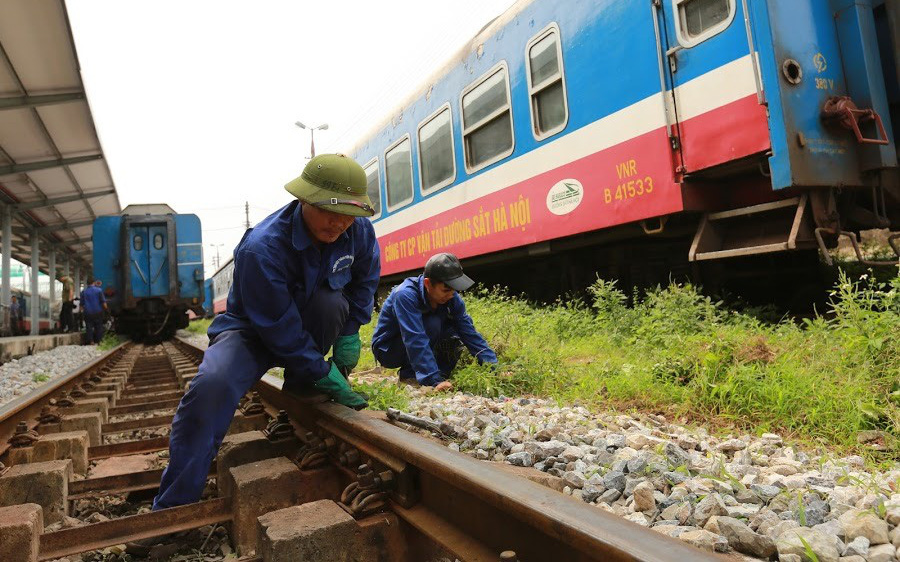 Dự án 7.000 tỷ nâng cấp đường sắt Bắc - Nam đang thi công ra sao?