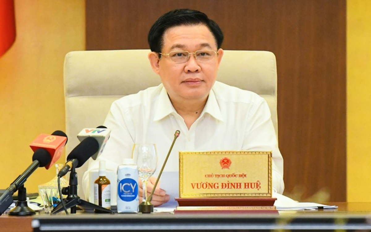 Chủ tịch Quốc hội: &quot;Điều kiện còn khó khăn mà không tiết kiệm thì có lỗi với dân&quot;