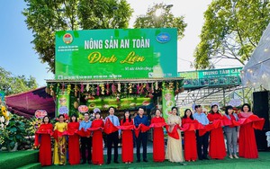 Ninh Bình: Khai trương cửa hàng Nông sản an toàn Đinh Liên, gắn biển bán hàng hạn chế sử dụng túi nilon 