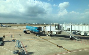 Chuyến bay Vietnam Airlines hạ cánh khẩn cấp để cấp cứu hành khách