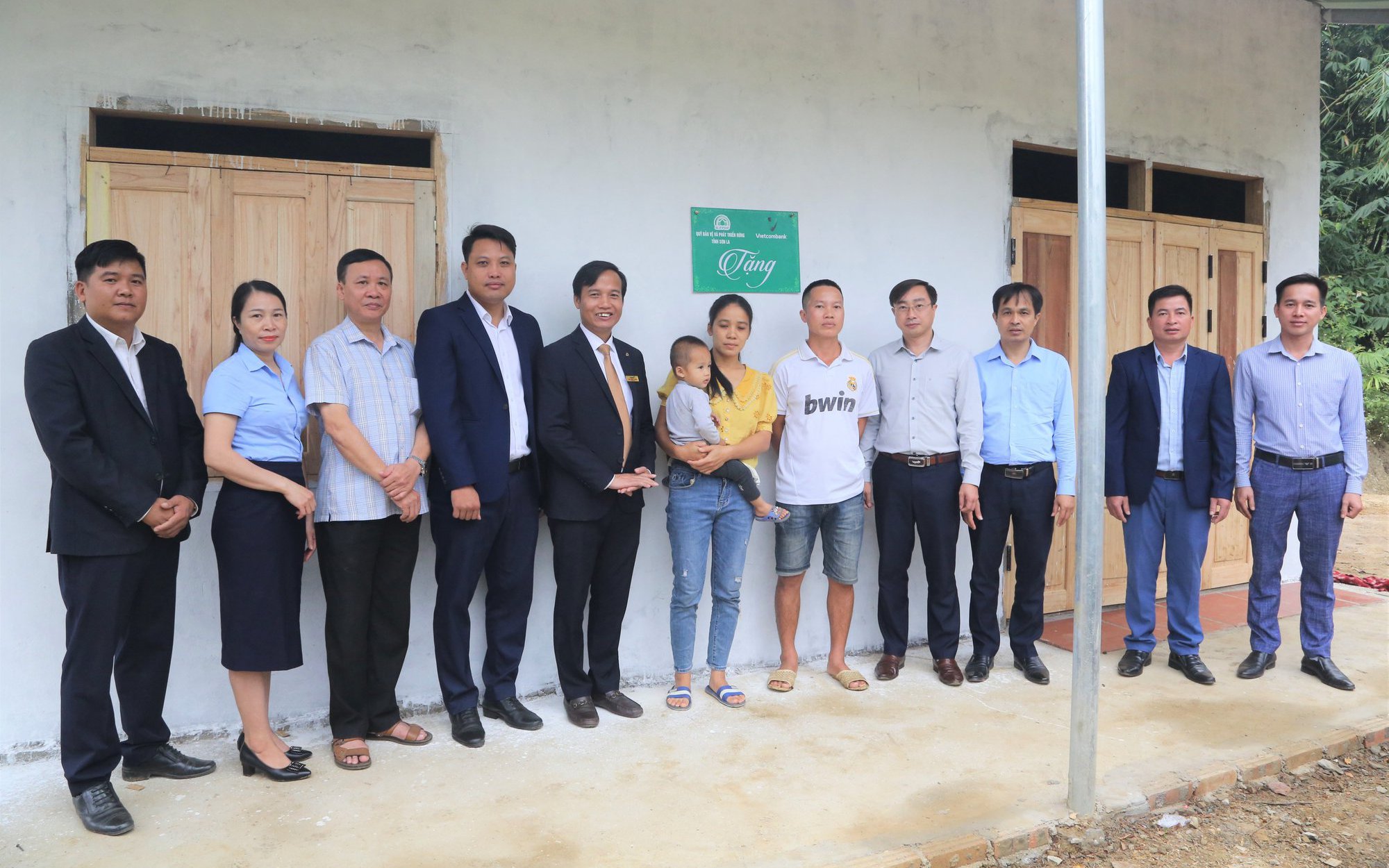 Sơn La: Bàn giao nhà tình nghĩa cho hộ nghèo