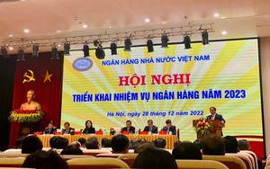 Thống đốc nói về loạt &quot;bài toán&quot; khó đặt ra cho ngành ngân hàng năm 2022