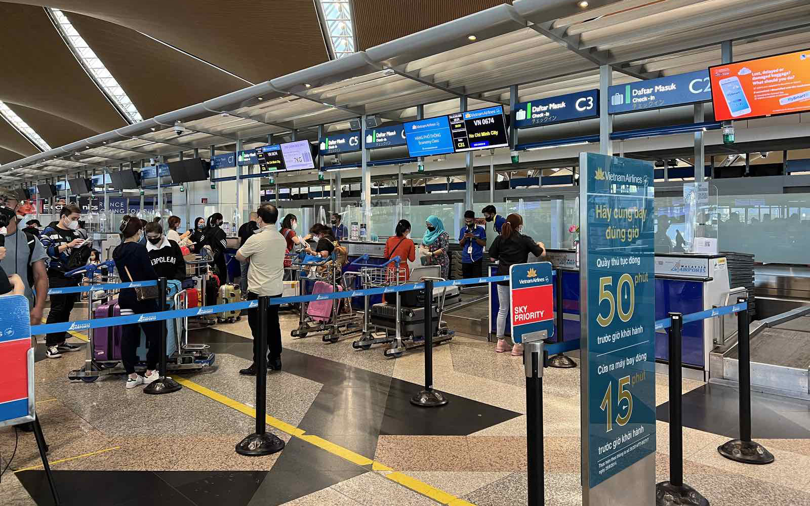 Các hãng hàng không quay trở lại đường băng, tăng tốc  khôi phục thị trường bay quốc tế