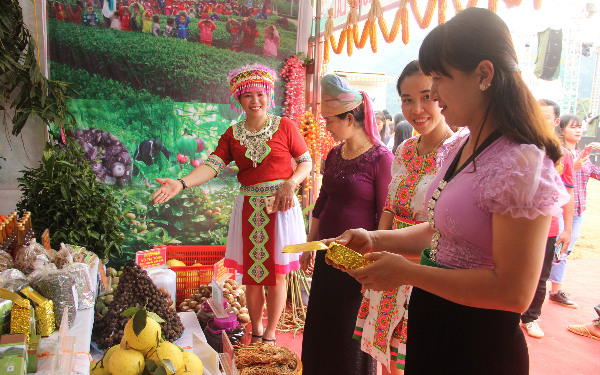 Sơn La sẽ mang 83 sản phẩm OCOP đi &quot;khoe&quot; tại Festival trái cây và sản phẩm OCOP Việt Nam 2022