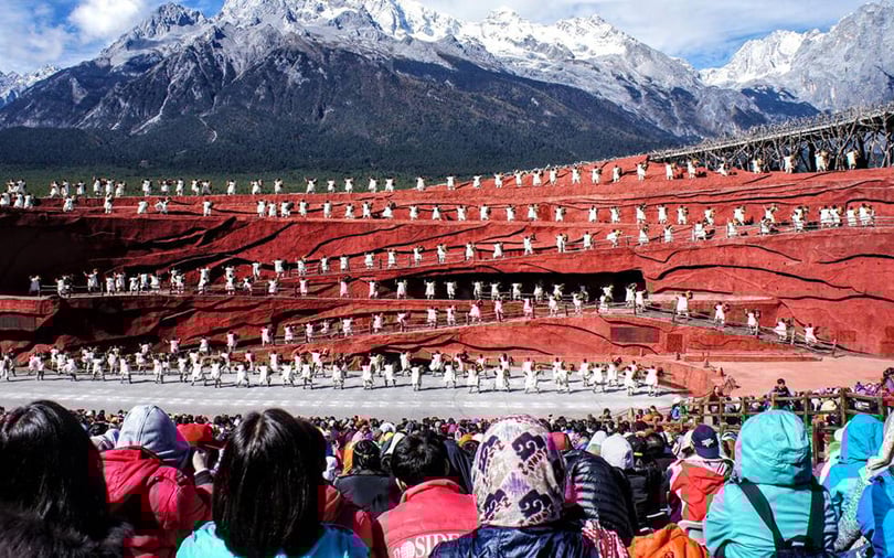 Trung Quốc: Tour khám phá con đường cổ xưa và hiểm trở nhất thế giới