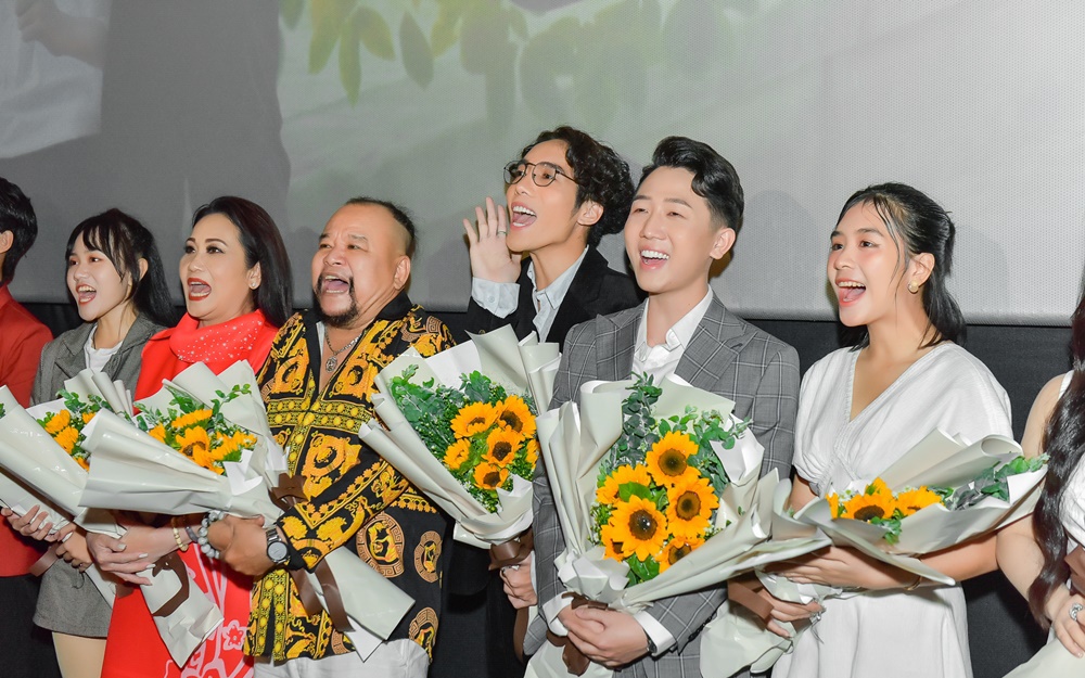 "Thầy giáo hotboy" Dương Phúc làm phim về chính ngôi trường của mình