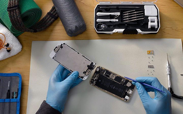 Người dùng sốc với giá linh kiện iPhone tự sửa
