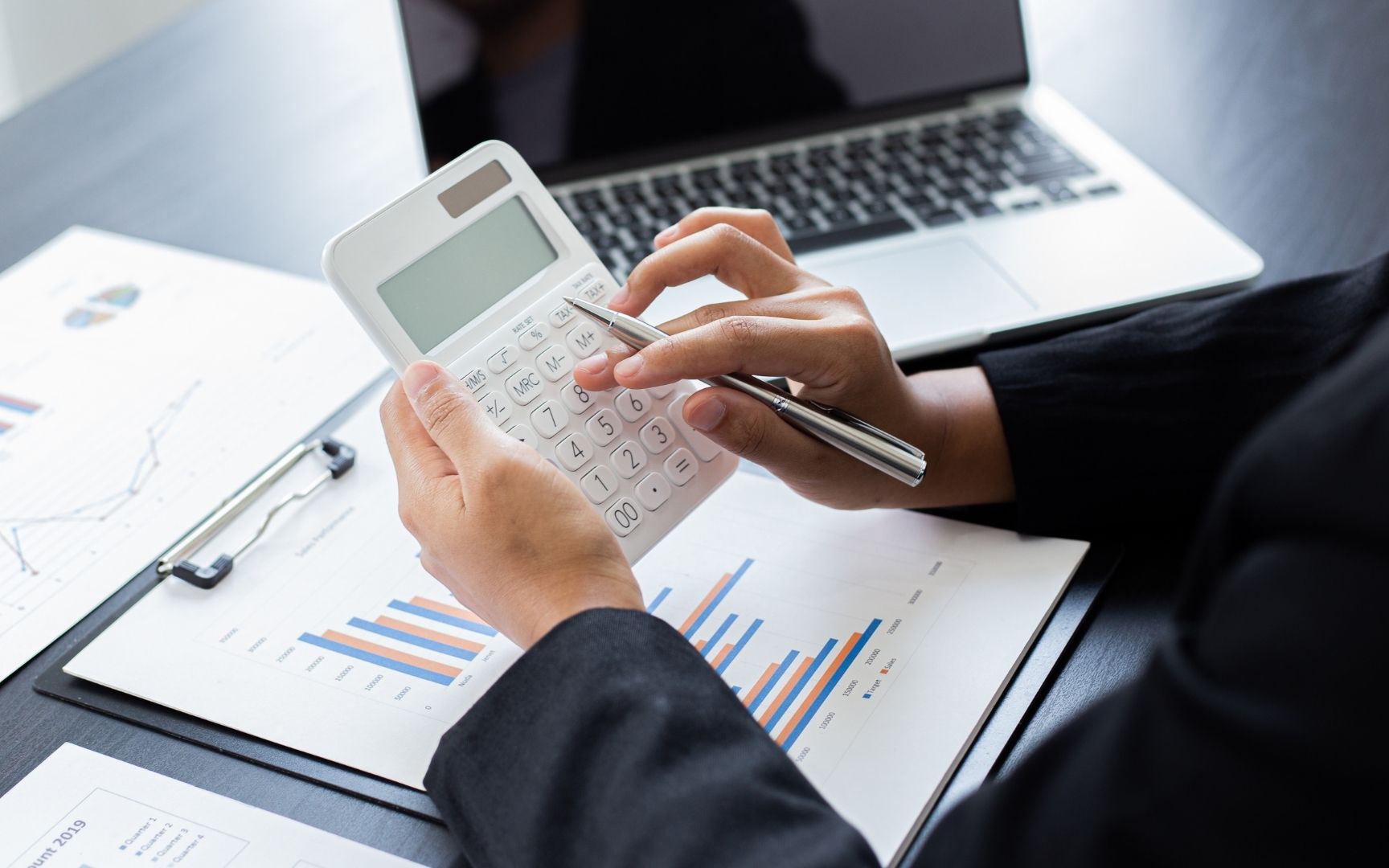 Tiền lãi ngân hàng có phải nộp thuế thu nhập cá nhân?
