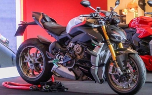 Ducati Streetfighter V4SP 2022 sẽ có giá khoảng 1,26 tỷ đồng 