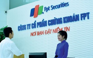 FPT Securities: Chốt ngày trả cổ tức tiền 5%, cổ phiếu thưởng 20% và phát hành thêm