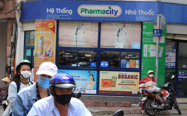 Vì sao nhiều đại gia bán lẻ đua mở chuỗi nhà thuốc?