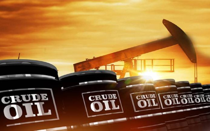 Giá xăng dầu hôm nay 15/9: Giá dầu giằng co, tiêu cực bủa vây