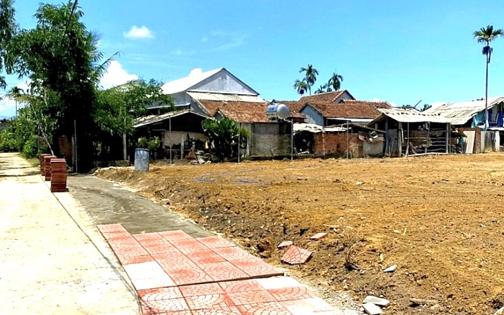 Quảng Ngãi: Tỉnh chỉ đạo khẩn cho huyện ngăn chặn tách thửa, phân lô bán nền trái phép 