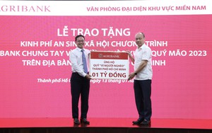 Agribank trao tặng kinh phí 01 tỉ đồng cho Quỹ vì người nghèo TP.HCM