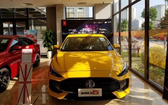 Xe Trung Quốc MG5 chạy 300km đã rao bán giá lỗ sâu