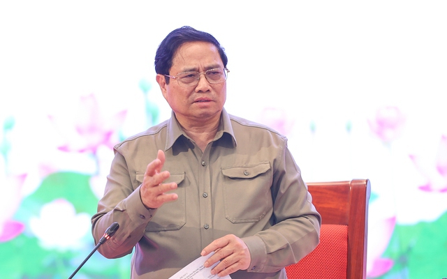 Thủ tướng: Tránh tình trạng "ăn xổi ở thì", như cao tốc chỉ làm 2 làn đường, vừa xong đã phải làm lại
