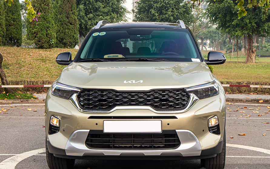 Giá xe KIA Sonet tháng 10 giảm khó tin dù bán chạy hơn Toyota Raize, VinFast VF5
