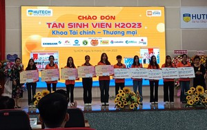 Sinh viên đại học năm 2 được &quot;thực chiến&quot; với thị trường chứng khoán