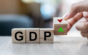 Xuất khẩu phục hồi, Maybank tăng dự báo GDP Việt Nam 2023 lên 4,8%