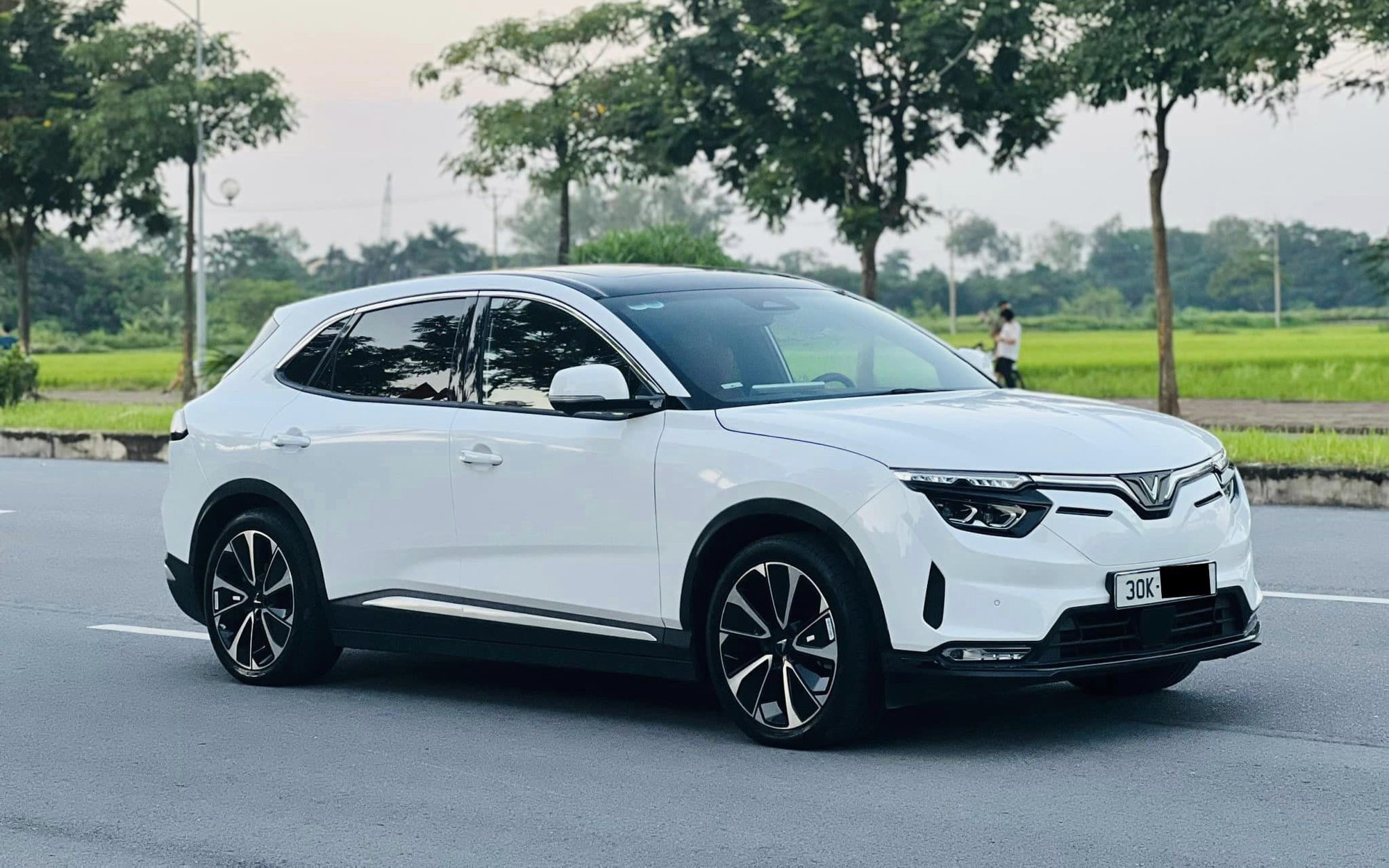 Vì sao người dùng rao bán VinFast VF8?