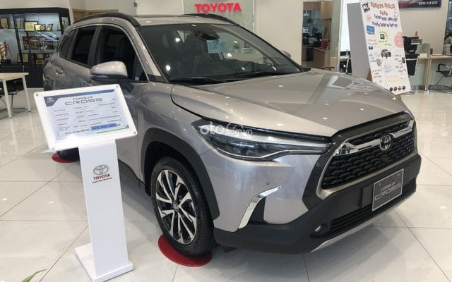 Giá xe Toyota Corolla Cross tháng 11/2023: Giảm không "phanh" để kéo lại doanh số