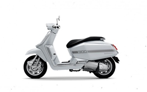 Lambretta X300 SR 2024 trình làng, giá 104 triệu đồng