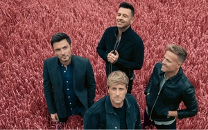 2 đêm Westlife cháy vé sớm, du lịch TP.HCM chờ bùng nổ