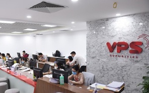 Môi giới cổ phiếu sàn HoSE năm 2023: VPS vẫn là quán quân, miếng bánh thị phần gấp đôi "ông lớn" SSI- Ảnh 2.