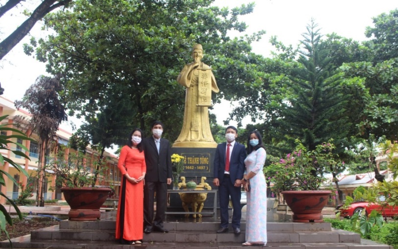 Ông vua nào của nước ta được sử sách nói, đến Vũ Đế nhà Hán, Thái Tông nhà Đường không thể hơn được?