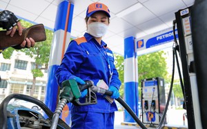 Mới 16% doanh nghiệp xuất hóa đơn điện tử bán lẻ xăng dầu: Petrolimex nói thuận lợi, vì sao doanh nghiệp khác than khó?