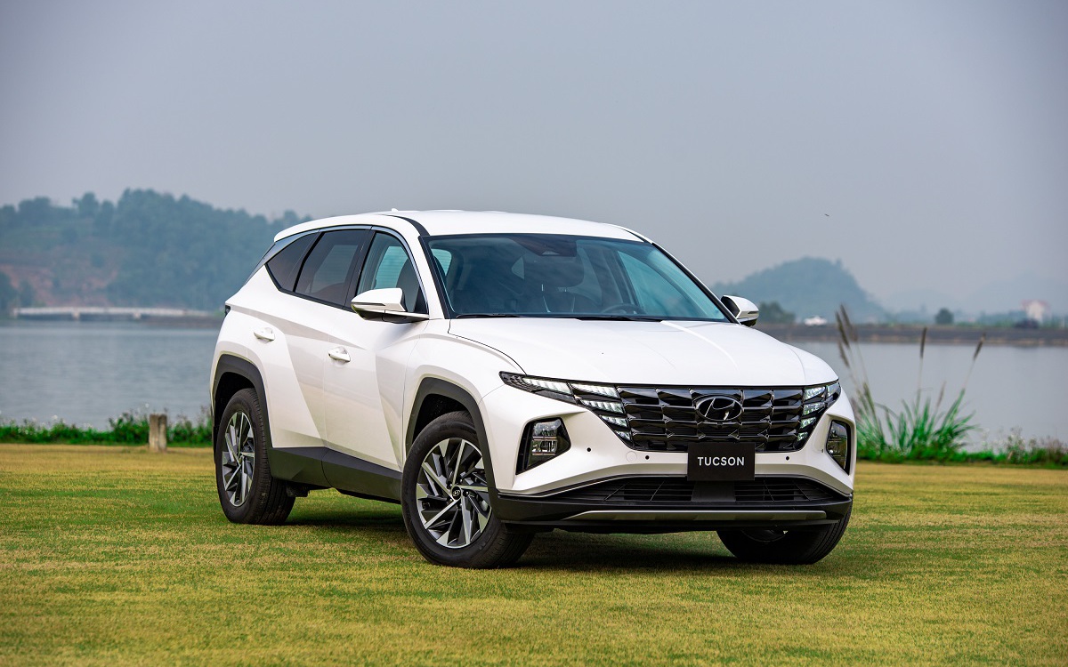 Loạt xe CUV tiết kiệm nhiên liệu nhất được người Việt yêu thích: Hyundai Tucson có phải xe "ăn" ít xăng nhất?