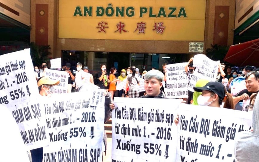 Bán cả ngày không ai mua, tiểu thương chợ An Đông đóng cửa, đòi miễn giảm tiền thuê sạp
