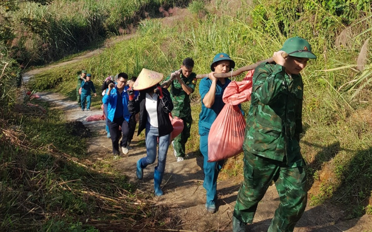 Giáo dục truyền thống “Bộ đội Cụ Hồ” – Hành trang vững chắc cho thế hệ trẻ vùng cao Bắc Yên - Ảnh 3.