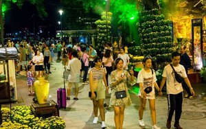 Nhiều chương trình mới hấp dẫn du khách tại Festival Nghề truyền thống Huế 2023 