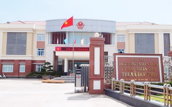 Dây dưa xử lý cán bộ vi phạm, Chủ tịch UBND TX.Đức Phổ bị Chủ tịch tỉnh Quảng Ngãi “gọi tên”
