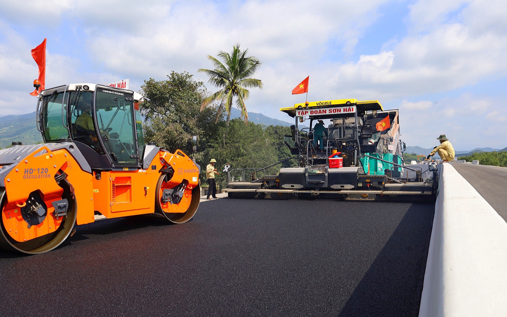  Chủ đầu tư đề xuất thông xe tuyến cao tốc Nha Trang - Cam Lâm vào cuối tháng 5