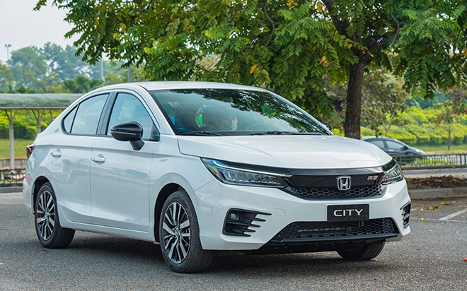 Xe hạng B đua khuyến mại giảm, bất ngờ xe giảm cao nhất không phải Honda City, Toyota Vios