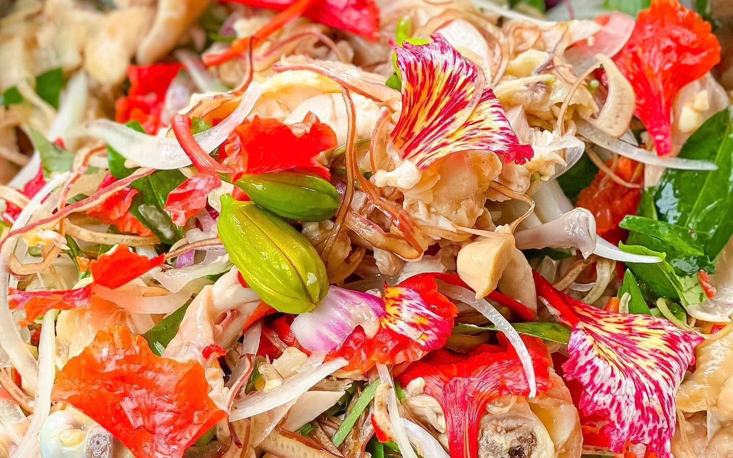Gỏi gà măng cụt chưa hạ nhiệt, hàng loạt biến tấu mới đã &quot;lên ngôi&quot;
